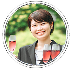 サービス・橋本 夏佳さんの顔写真