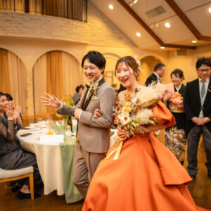 「ゲストと近い距離で楽しみたい」を叶えた結婚式